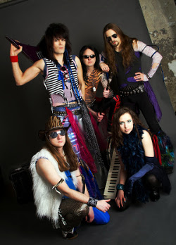 [Desyre Band Picture]